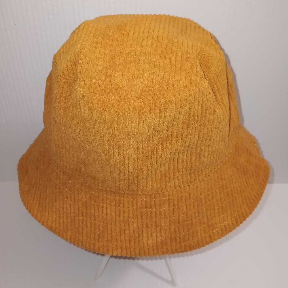 STEVE MADDEN CORDUROY BUCKET HAT
